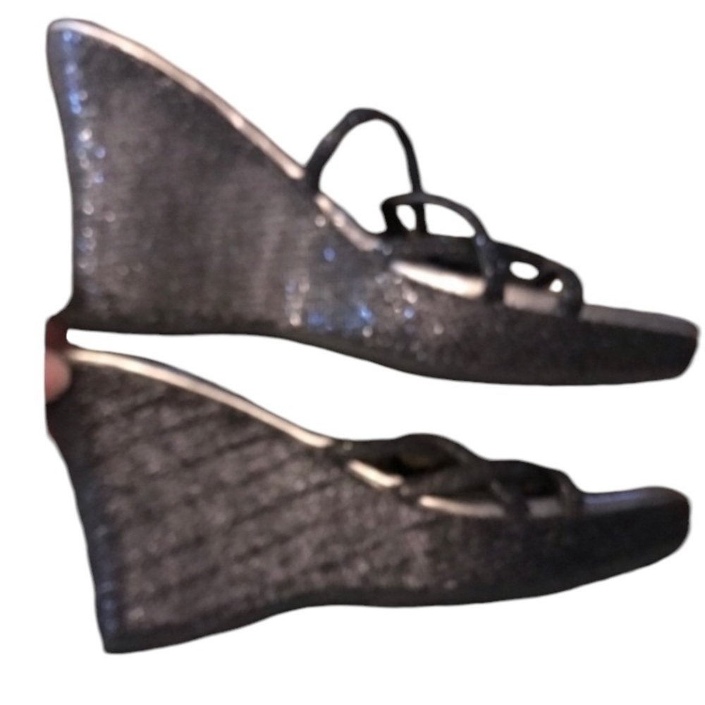 Unlisted by Kenneth Cole size 10 black silver metallic dress up or down